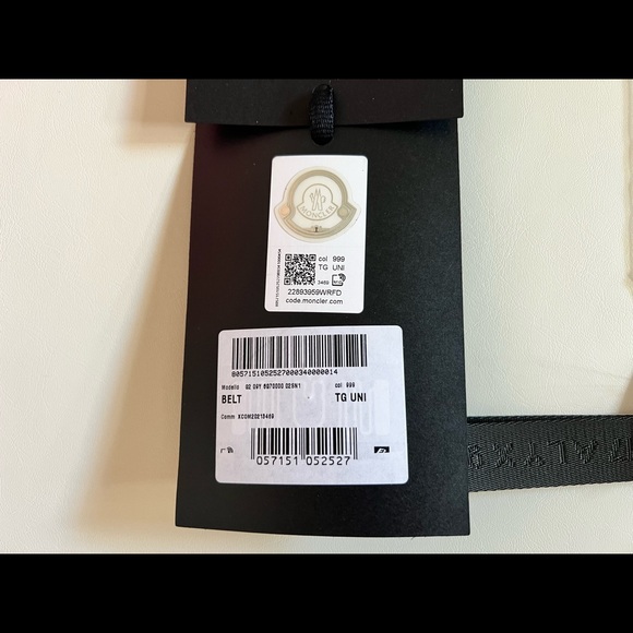 SOLD! - NWT Moncler Genius X 1017 ALYX 9SM Safety Buckle Belt - Picture 4 of 4